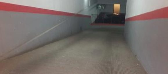  Garage in Valencia, Spain No. 186191 6