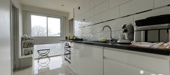 3 rooms Apartment in Nanterre, France No. 170407 6