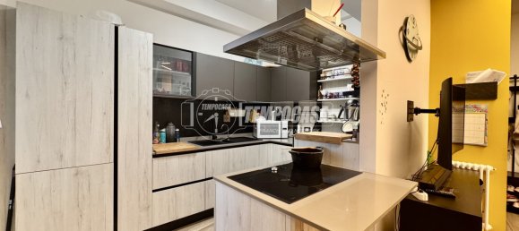 2 bedrooms Apartment in Bologna, Italy No. 361474 5