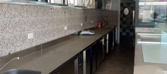 80m² Commercial property in Minturno, Italy No. 374671 13