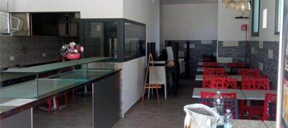 80m² Commercial property in Minturno, Italy No. 374671 11