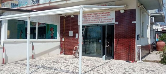 80m² Commercial property in Minturno, Italy No. 374671 17