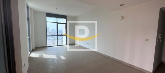 3 bedrooms Apartment in Culture Village, UAE No. 8427 8