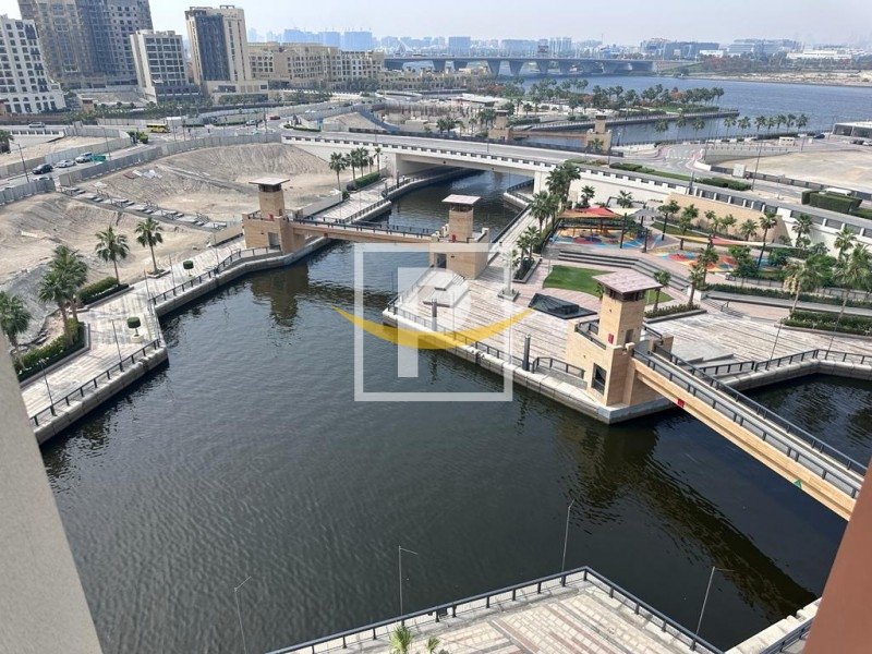 3 bedrooms Apartment in Culture Village, UAE No. 8427