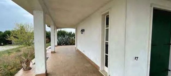 10-salle Villa à Roverbella, Italy No. 298745 17