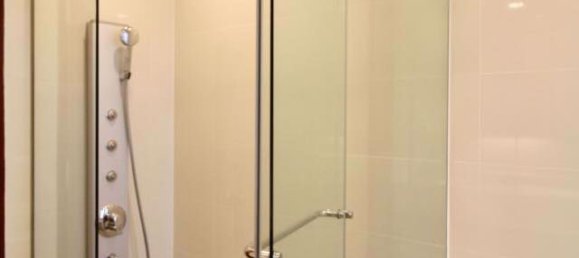 3 bedrooms Condo in Khlong Toei, Thailand No. 9480 19