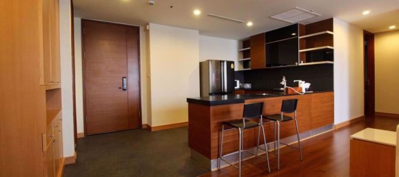 3 bedrooms Condo in Khlong Toei, Thailand No. 9480 8