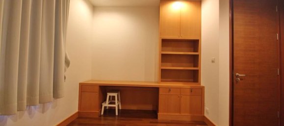 3 bedrooms Condo in Khlong Toei, Thailand No. 9480 3