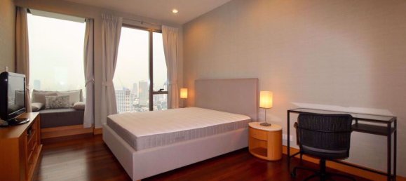 3 bedrooms Condo in Khlong Toei, Thailand No. 9480 11