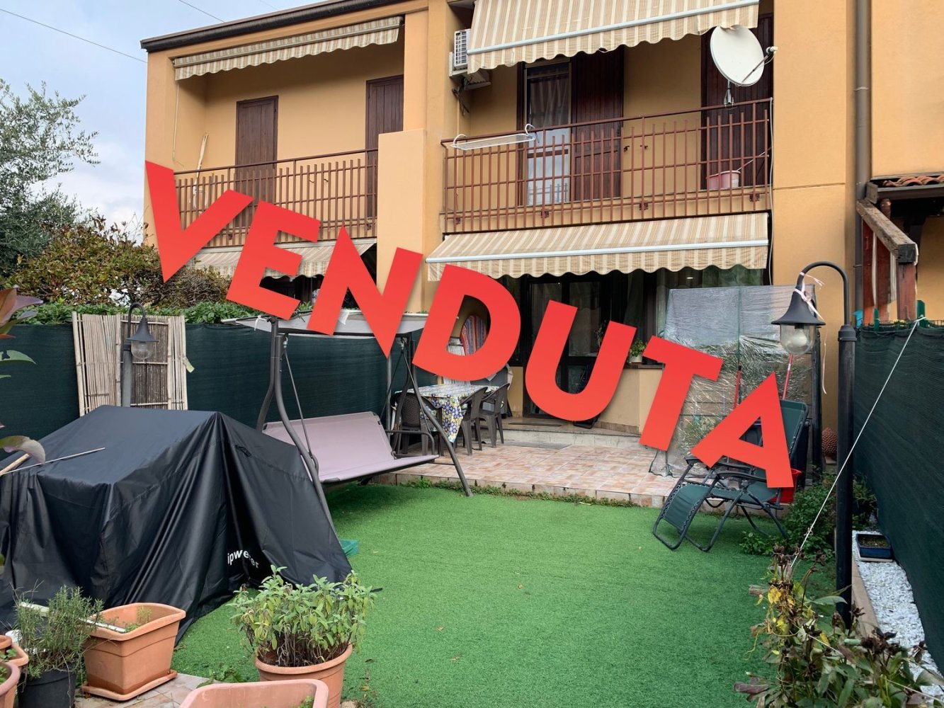 3-salle Villa à Nerviano, Italy No. 82330