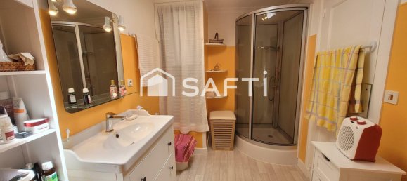 4 bedrooms House in Descartes, France No. 349741 14