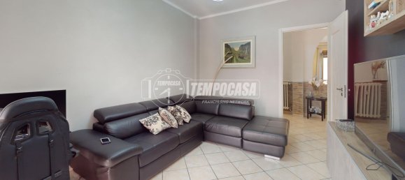Apartamento de 2 dormitorios en Settimo Torinese, Italy No. 348710 4
