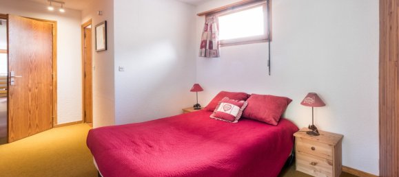 2 bedrooms Apartment in Les Allues, France No. 272 7