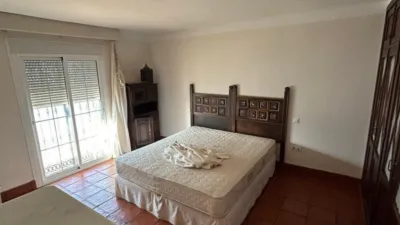 Adosado de 4 dormitorios en Marbella, Spain No. 135519