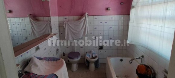 3 bedrooms House in Cassano Magnago, Italy No. 263546 19