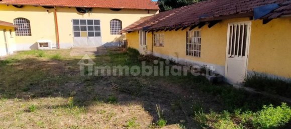 3 bedrooms House in Cassano Magnago, Italy No. 263546 26