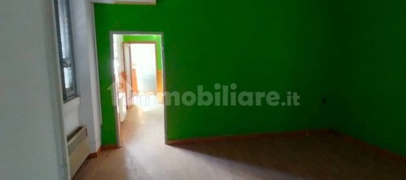 3 bedrooms House in Cassano Magnago, Italy No. 263546 8