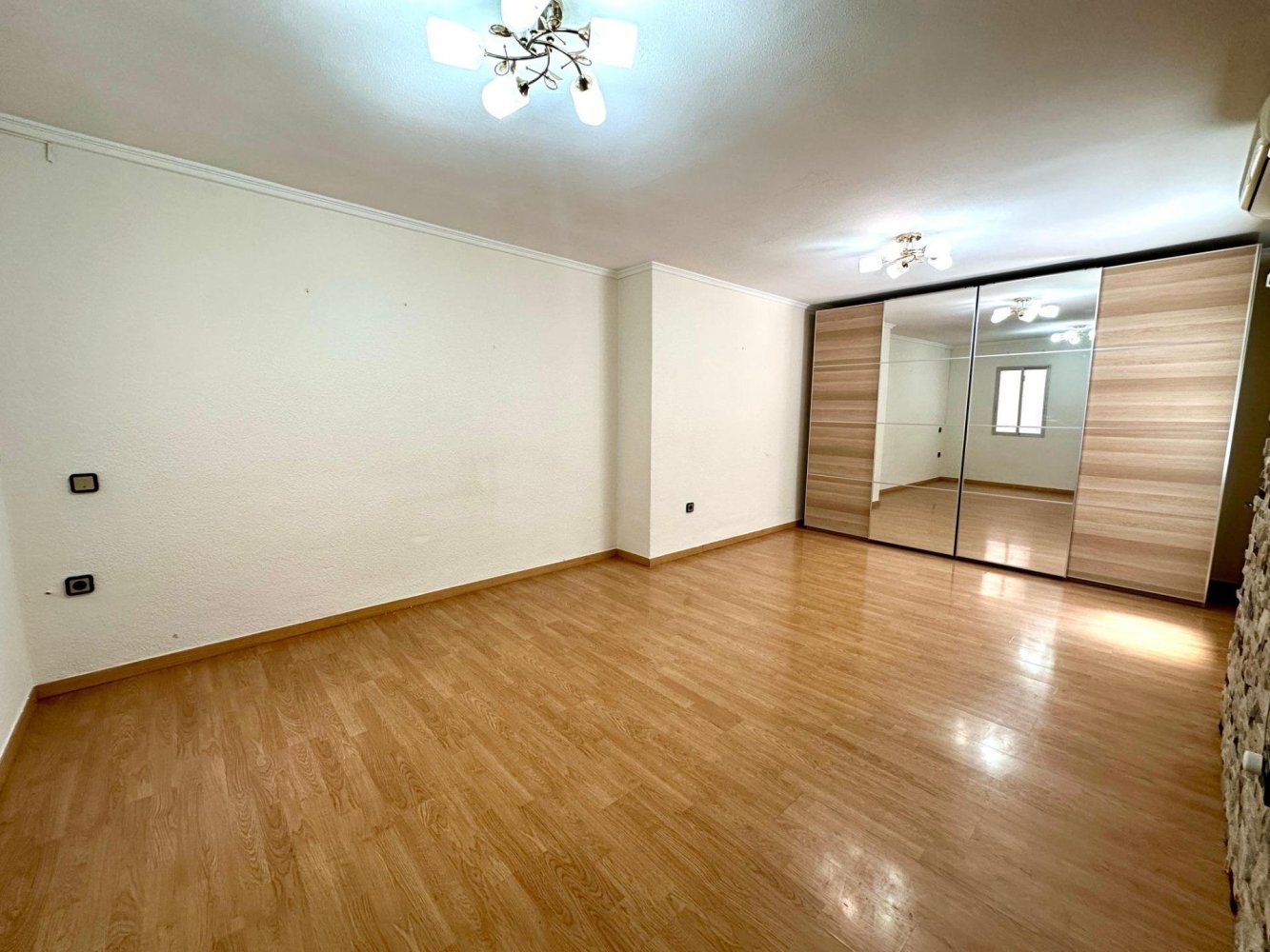 Apartamento em Alicante, Spain 99 m² N.º 370083