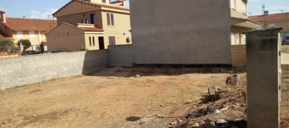 195m² Land in Valencia, Spain No. 144178 3