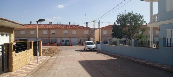 195m² Land in Valencia, Spain No. 144178 6