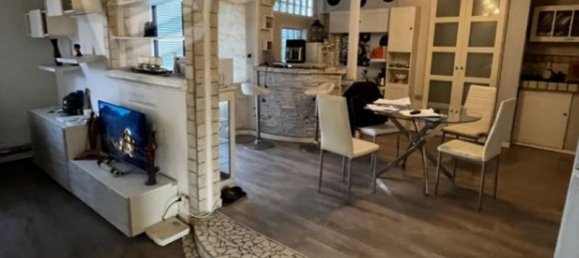 5 bedrooms Apartment in Pordenone, Italy No. 334838 7