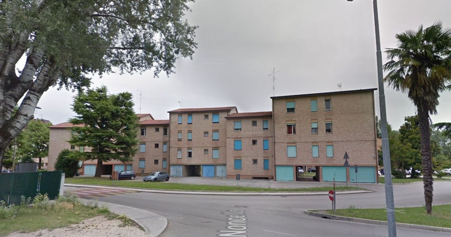 5 غرف نوم شقة في Pordenone, Italy رقم 334838