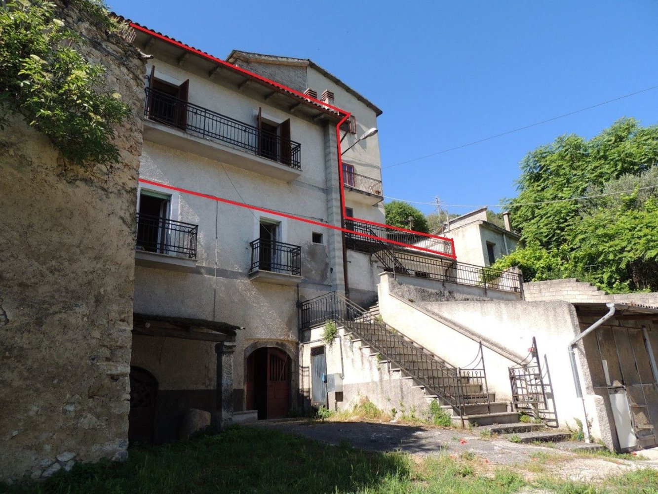 3 rooms Apartment in Capestrano, Italy No. 283200