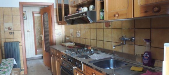 3 rooms Apartment in Capestrano, Italy No. 283200 15