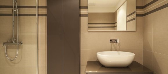 4 bedrooms Apartment in Rueil-Malmaison, France No. 330196 6