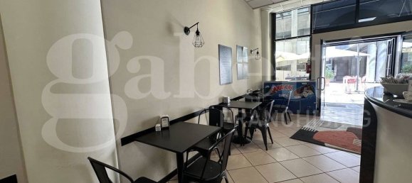 2 rooms Commercial property in Brescia, Italy No. 264154 7