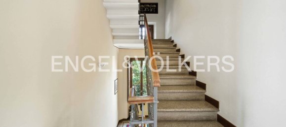 4 Schlafzimmer Villa in Castronno, Italy, Nr. 333065 11