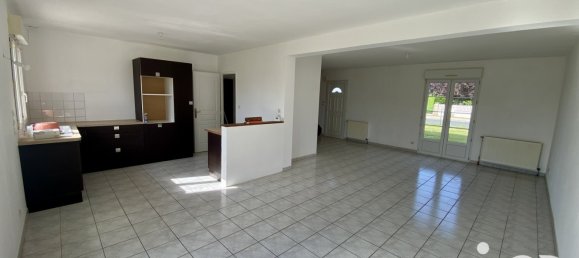 Дом с 4 спальнями в Озуэр-ан-Турен, Франция № 269646 4