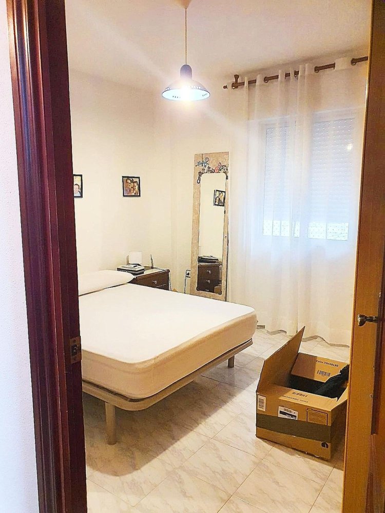 5 غرف نوم شقة في Cadiz, Spain رقم 179461