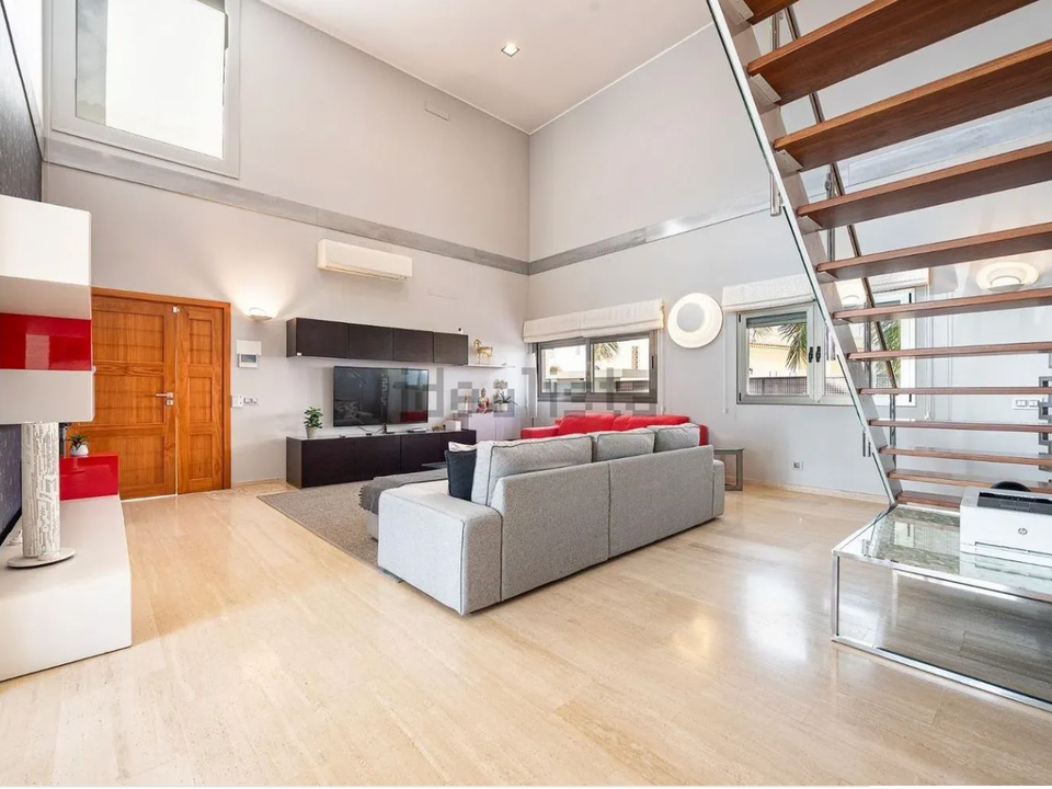 4 bedrooms Villa in San Bartolome De Tirajana, Spain No. 185812