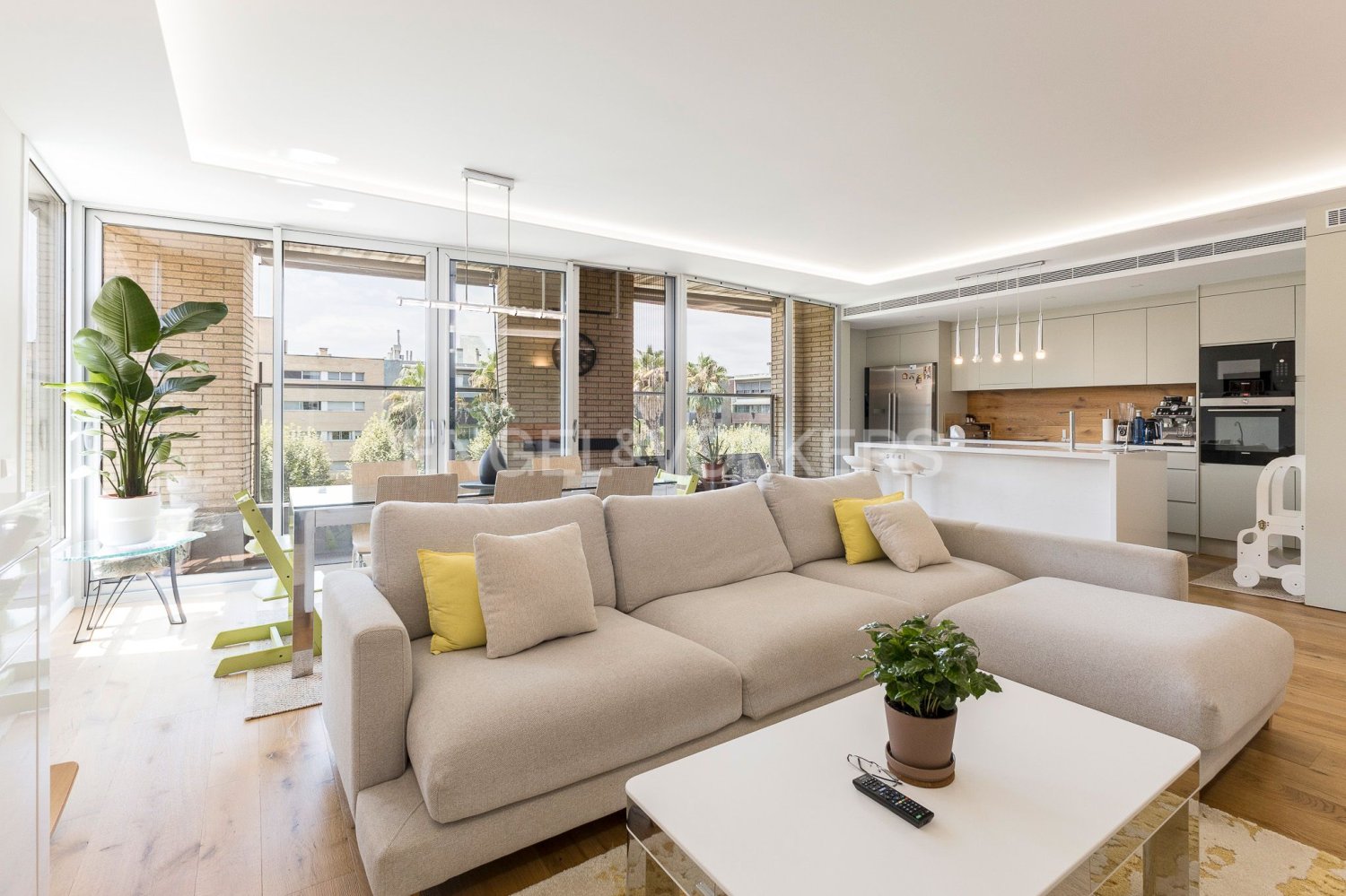 Квартира с 3 спальнями в Сан-Марти, Испания № 139851