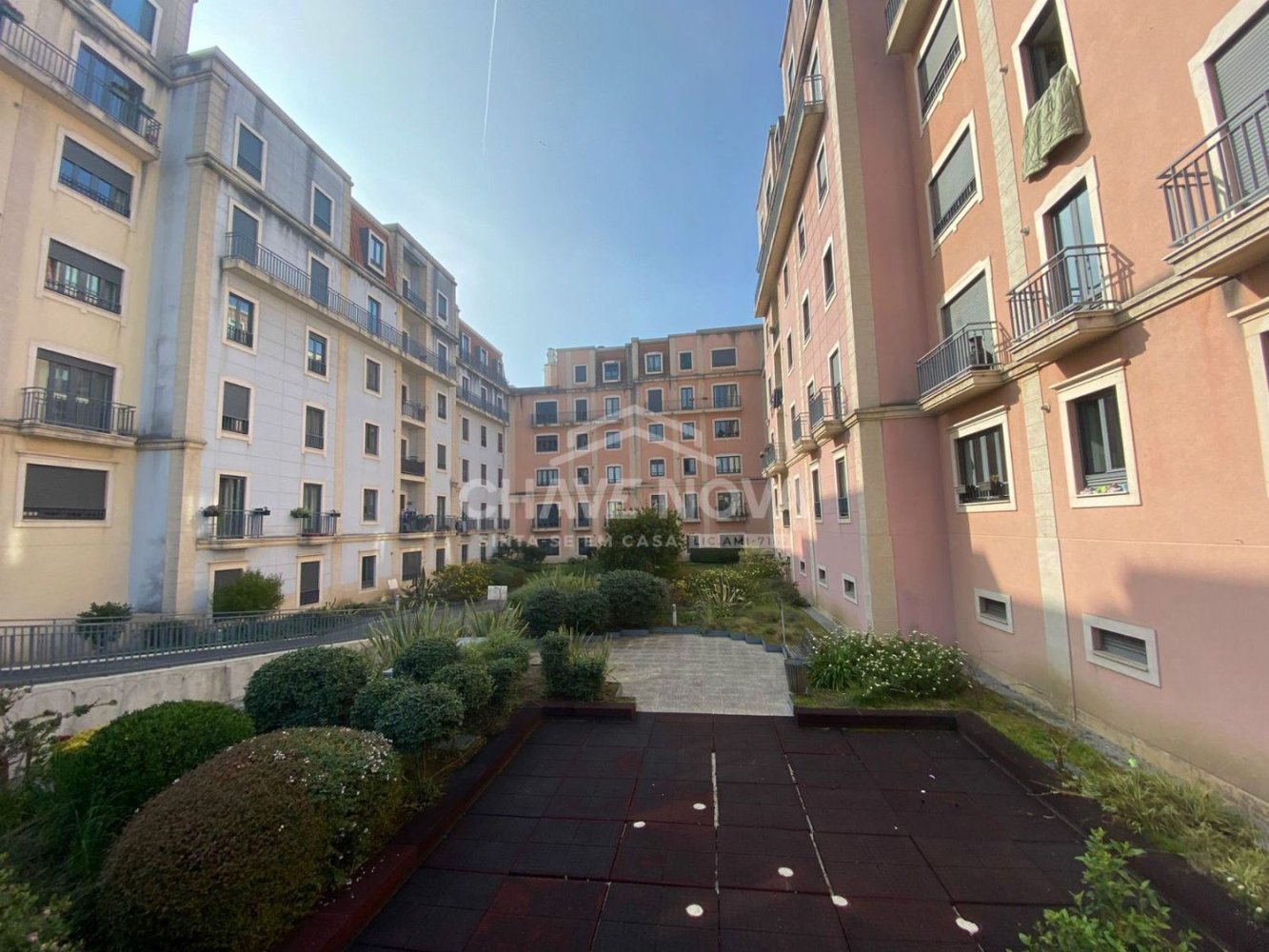 3 bedrooms Apartment in Vila Nova de Gaia, Portugal No. 293623