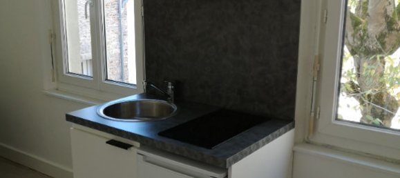 Estudio en Epernon, France No. 99693 3