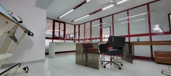 7-salle Bureau à Catania, Italy No. 165763 8