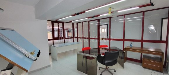 7-salle Bureau à Catania, Italy No. 165763 6