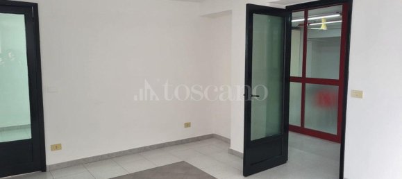 7-salle Bureau à Catania, Italy No. 165763 12