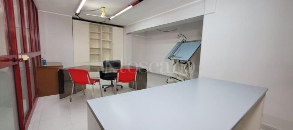 7-salle Bureau à Catania, Italy No. 165763 7