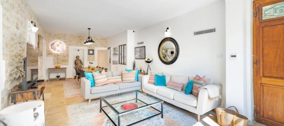 4 bedrooms Villa in Saint-Remy-de-Provence, France No. 340809 10