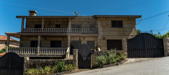 Дом с 6 спальнями в Salamonde, Португалия № 183151 26