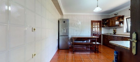 Дом с 6 спальнями в Salamonde, Португалия № 183151 44