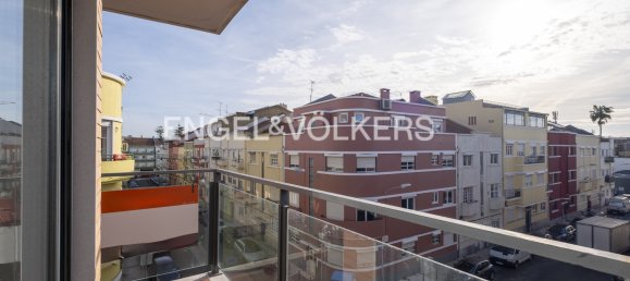Apartamento de 3 dormitorios en Lisbon, Portugal No. 12132 13