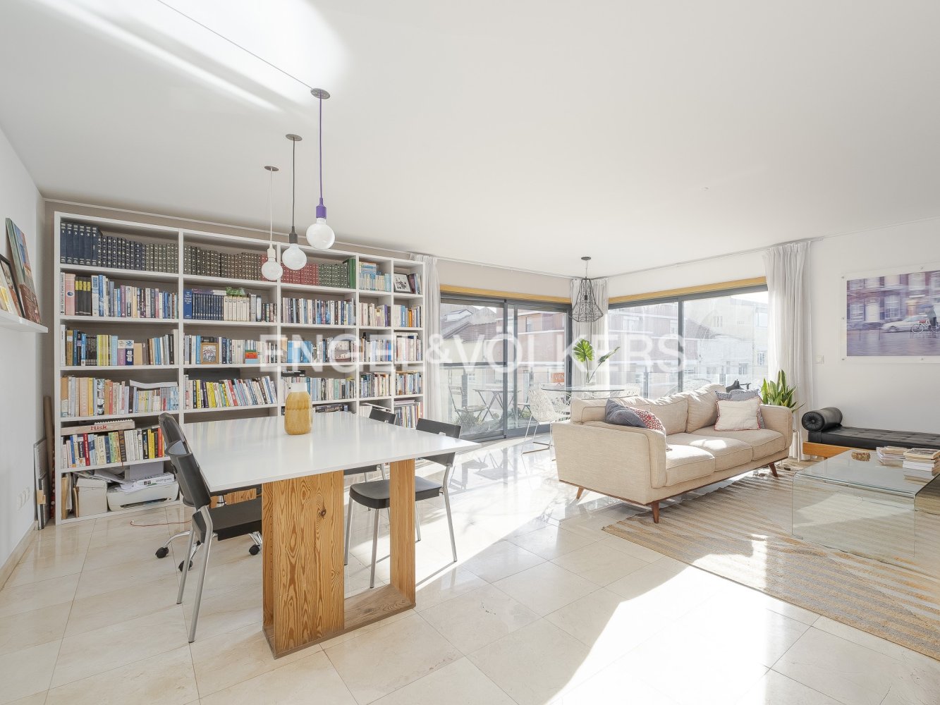 Apartamento de 3 dormitorios en Lisbon, Portugal No. 12132