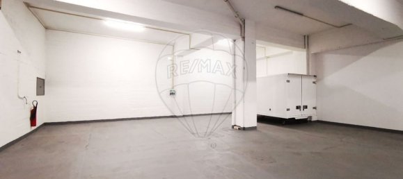 1265m² Warehouse in Loures, Portugal No. 85571 10