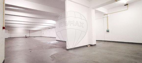 1265m² Warehouse in Loures, Portugal No. 85571 2