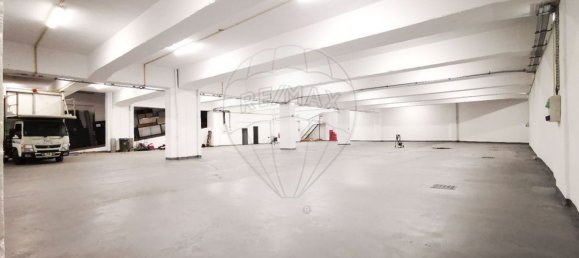 1265m² Warehouse in Loures, Portugal No. 85571 20