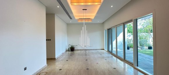 Villa T5 em The Marina, UAE N.º 40165 2